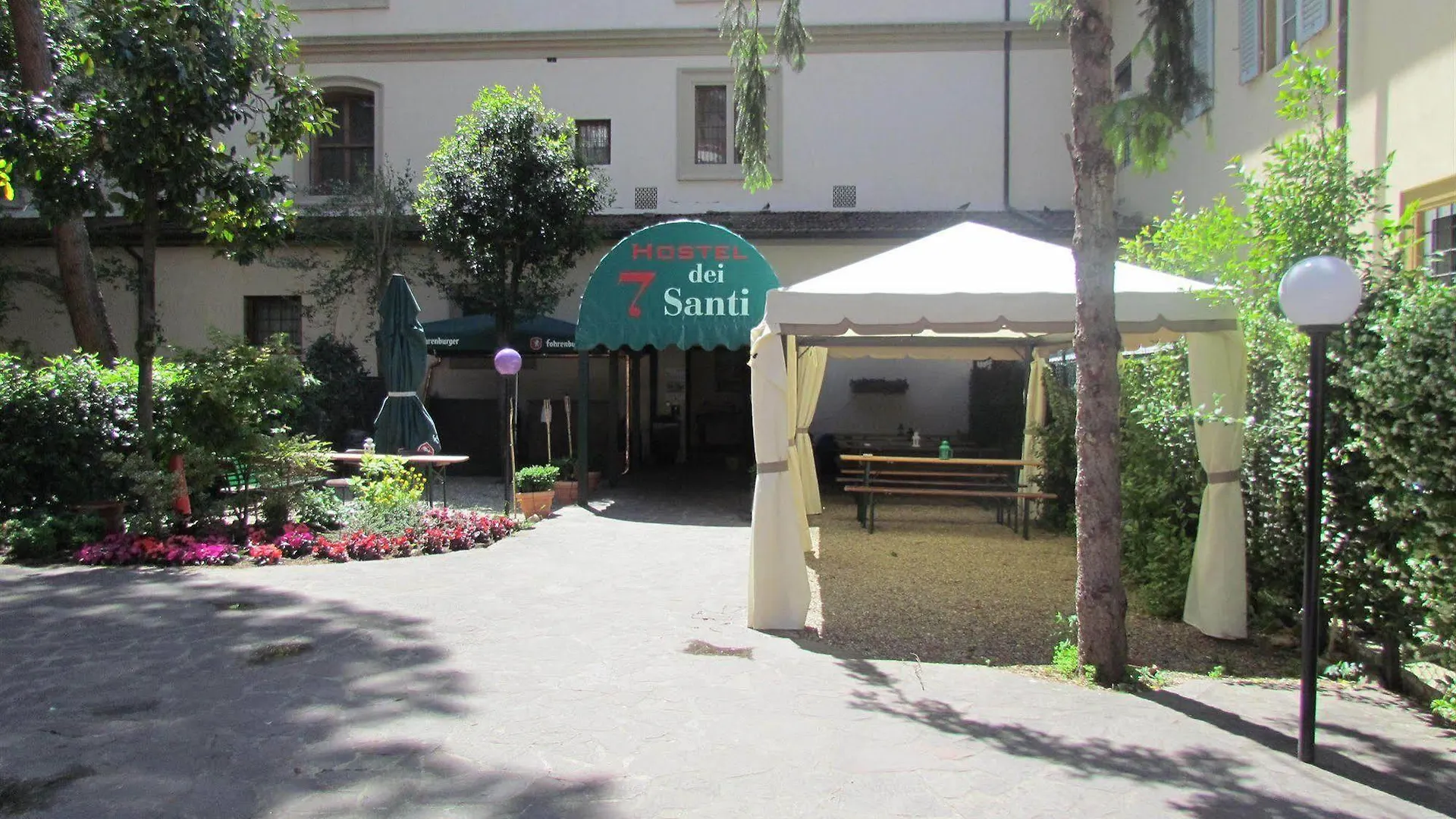 Hostel 7 Santi Firenze 0*,  Italien