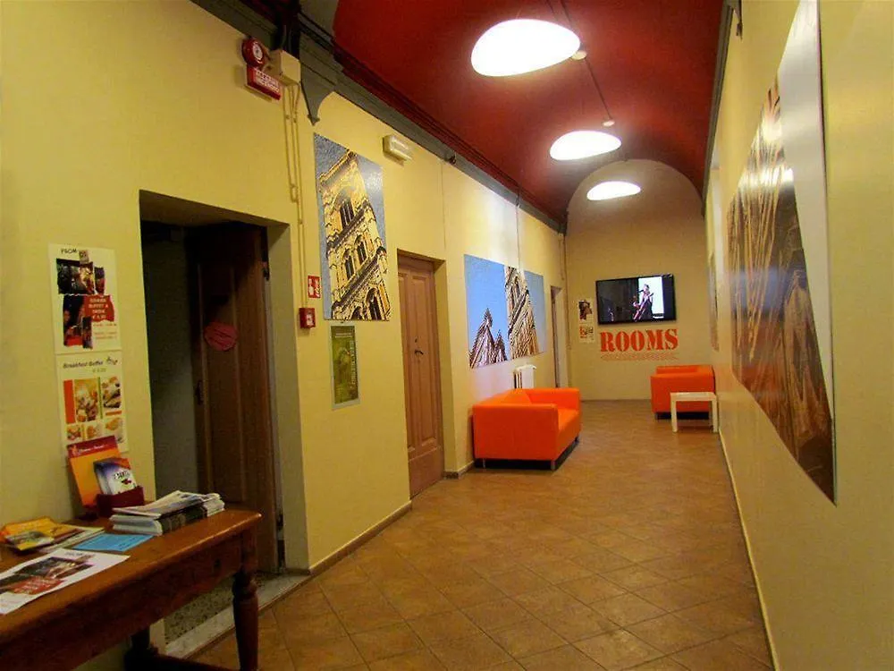 Hostel 7 Santi Firenze 0*,