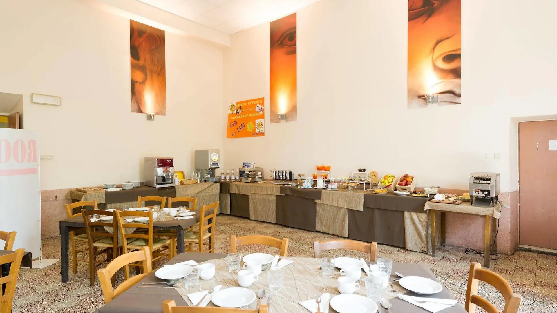 Hostel 7 Santi Florence